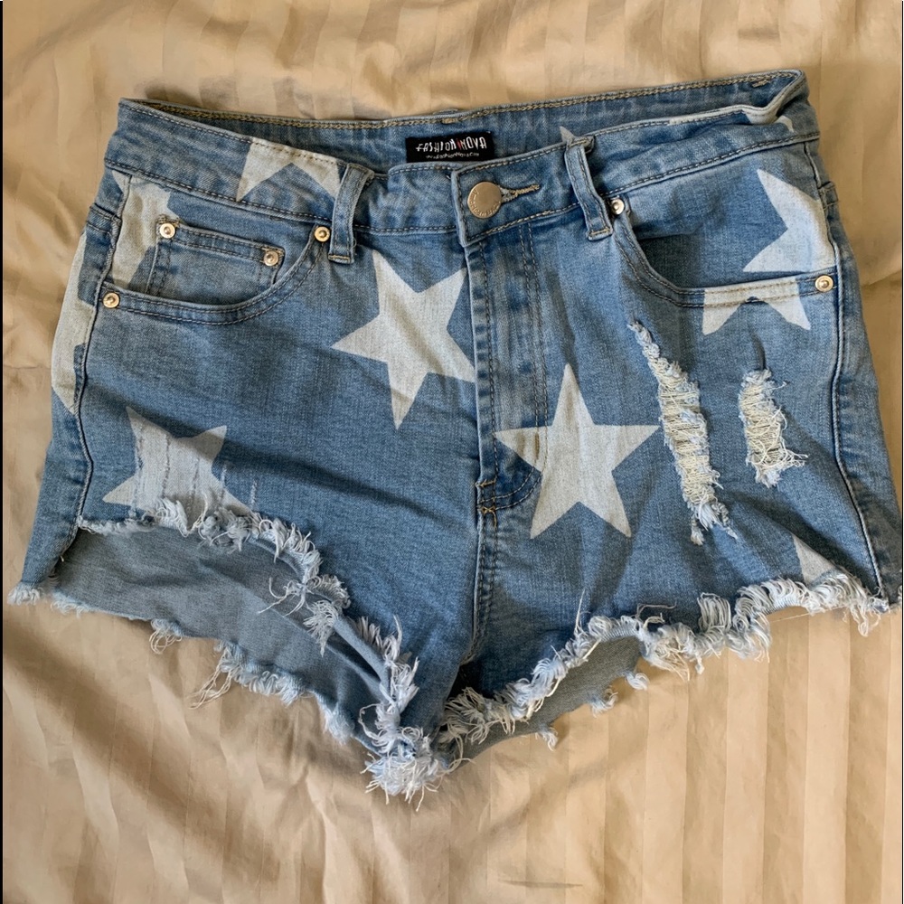 Fashion nova star shorts